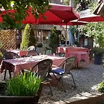 1463 Apartmenthaus